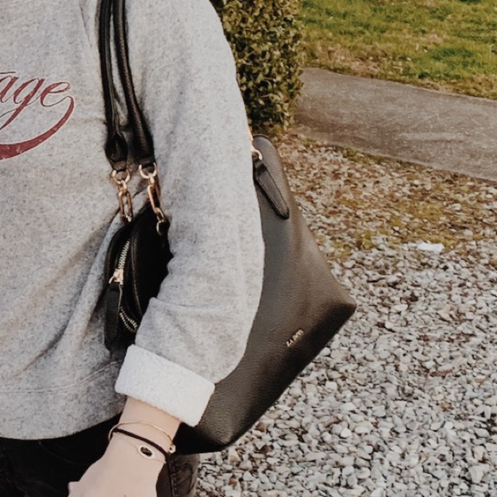 Super Cute Black Purse